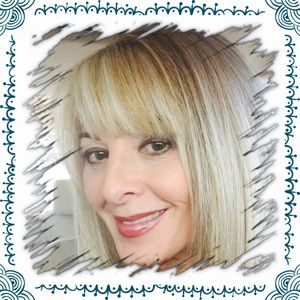 Meet your Posher, Laurie